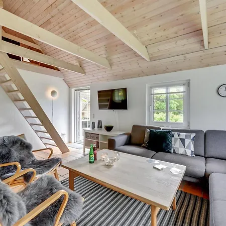 Osmo - 900m From The Sea By Interhome Feriehus *